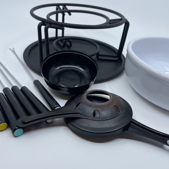 Emile Henri Fondue Pot White Ceramic Fuel Style - Picture 9 of 9